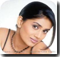 Actress : Sonali Kulkarni