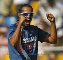 Yusuf pathan six