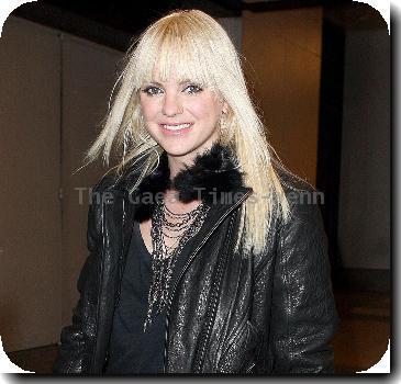 Anna Faris Newlywed