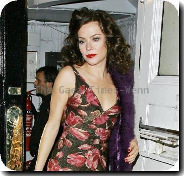 Anna Friel outside the The Groucho Club London, England - 11.10.09 Credit Mandatory: IANS-WENN