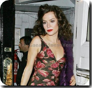 Anna Friel outside the The Groucho Club London, England - 11.10.09 Credit Mandatory: IANS-WENN