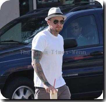 ***Exclusive***Benji Madden picks up a drink from a restaurant in West Hollywood. Los Angeles.