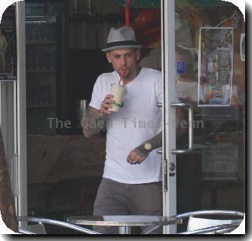 ***Exclusive***Benji Madden picks up a drink from a restaurant in West Hollywood. Los Angeles.