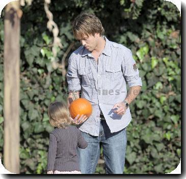 Larry Birkhead and daughter Dannielynn visits Mr. Bones Pumpkin Patch in West Hollywood Los Angeles.