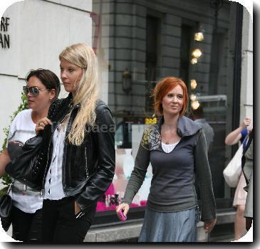 Cynthia Nixon seen out walking in Manhattan during a break from filming her latest movie 'Sex and the City 2' New York City.