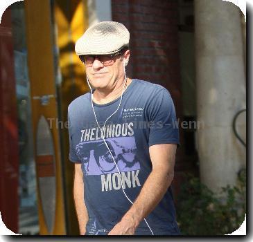 **Exclusive**
Gregg Henry
heading to the Apple store to do some shopping.