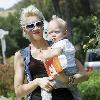 Gwen Stefani and her daughter Zuma goes shopping at Bristol Farms then stop by the park to change Zuma's diaper..