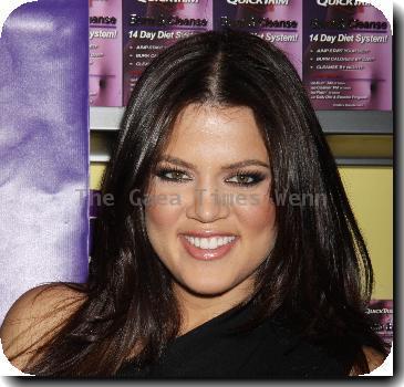 Khloe Kardashian promoting 'Quick Trim'