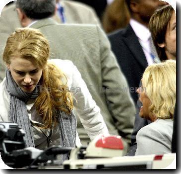 Nicole Kidman and Keith Urban watching
 Serena Wiliams of the United States during her match against Flavia Pennetta of Italy on day 9 of the US Open. Wiliams went on to win the match 6-4, 6-3.