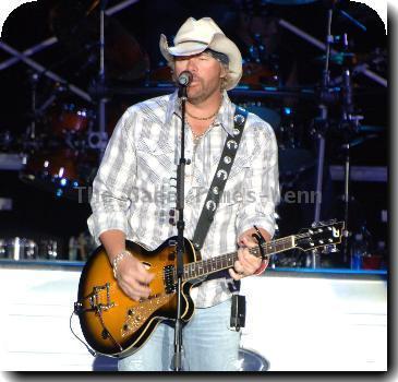 Toby Keith performs live