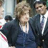 Iconic journalist Helen Thomas in conversation with colleagues Washington DC, USA –