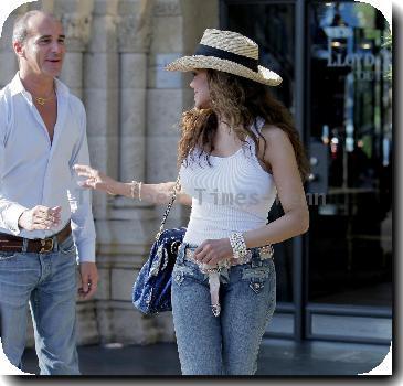 La Toya Jackson leaving Lloyd Klein Couture after having a dress fitting Los Angeles.