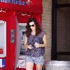 Liv Tyler 
stops off at a cash machine in Los Feliz.