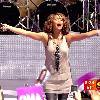 Whitney Houstonperforms and after she says that she loves her fans and New York, and says that she never left. Her daughter Bobbi Kristina Brown comes out on stage briefly on ABC's 'Good Morning America'USA