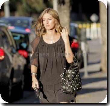 Nicky Hilton leaving Byron & Tracey salon in Beverly Hills after having her haircut and lightened in color..
