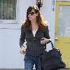 Actress Jennifer Garner leaving the hair salon.