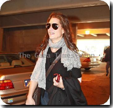 Brooke Shields arriving at LAX - Los Angeles International AirportLos Angeles.