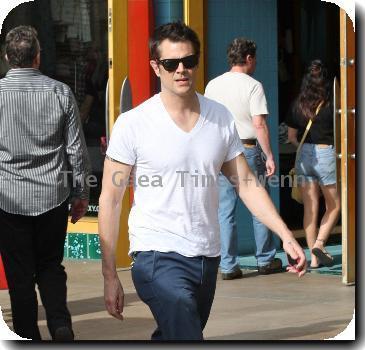 Johnny Knoxville 
out shopping at the Apple store in Hollywood.