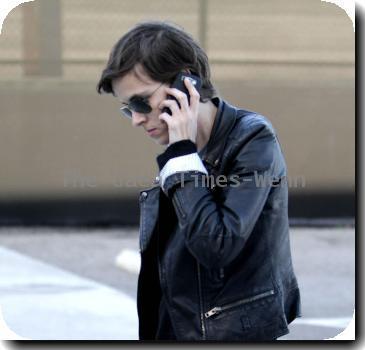 Samantha Ronson in sunglasses and a black leather bikers jacket, arrives at Maxfield to do some last minute Christmas shopping..