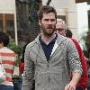Luke Macfarlane
 does a spot of shopping in Hollywood.