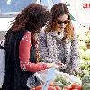 Rachel Bilson shopping at Atwater Village Farmers' Market with her mother, Janice StangoLos Angeles.