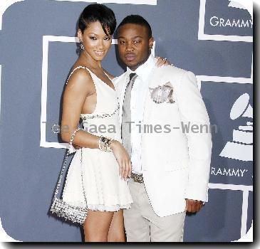 Bria Murphy and Pleasure P
52nd Annual Grammy Awards held at the Staples Center - Red Carpet.