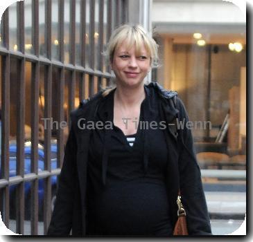 Sara Cox 
arriving at the Radio One studios.