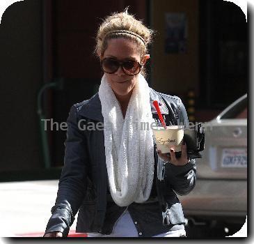 Brittany Daniel 
seen leaving 'Angelina Frozen Yogurt' in Beverly Hills
Los Angeles, California.