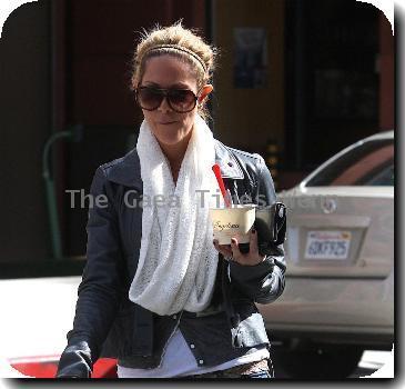 Brittany Daniel 
seen leaving 'Angelina Frozen Yogurt' in Beverly Hills
Los Angeles, California.