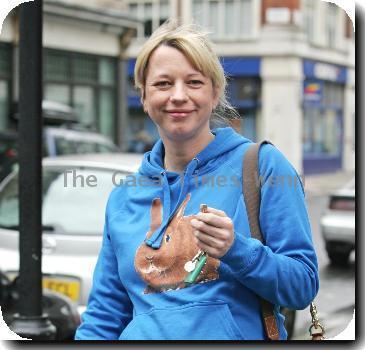 Sara Cox leaving Radio One London.