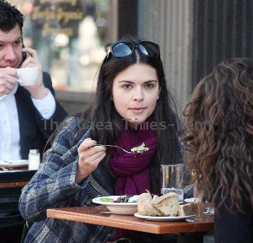 Katie Lee eating lunch with a friend at Bar Pitti in Manhattan's West Village
New York City, USA.