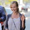 'Desperate Housewives' star Julie Benz is in good spirits while leaving Lemonade in West Hollywood after having lunch with friends.
Los Angeles, California.
