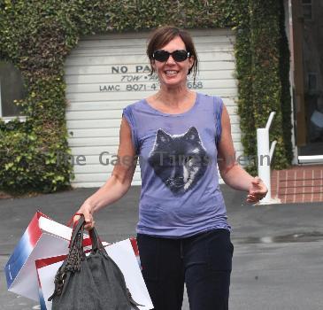 Allison Janney
leaving Fred Segal in West Hollywood after shopping
Los Angeles, California.