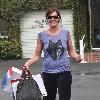 Allison Janney
leaving Fred Segal in West Hollywood after shopping
Los Angeles, California.