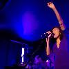 Singer Corinne Bailey Rae 
performing on stage at the Oran Mor 
Glasgow, Scotland.