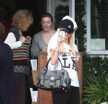 Paris Hilton and a friend depart Fred Segal in West Hollywood. Los Angeles.