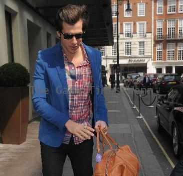 Mark Ronson outside the May Fair hotel
London, England.