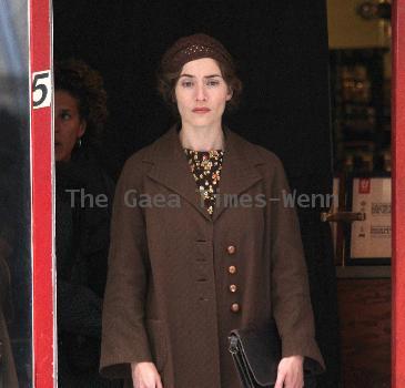 Actress Kate Winslet on her first day of shooting of 'Mildred Pierce'. This is about divorced single mum Mildred Pierce, who decides to open a restaurant business during the depression, which threatens to damage her already-strained relationship with her ambitious eldest daughter, Veda
New York City, USA.