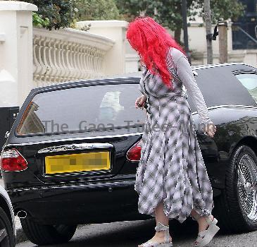 Jane Goldman
 arriving at a friends house in west London
London, England.