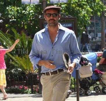 Billy Zane out shopping at The Grove 
Los Angeles, USA.