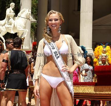 2009 Miss USA Kristen Dalton and The 2010 Miss USA Contestants Caesars Palace Garden Of The God's Pool Party at Caesars Palace Hotel and Casino - Arrivals Las Vegas.