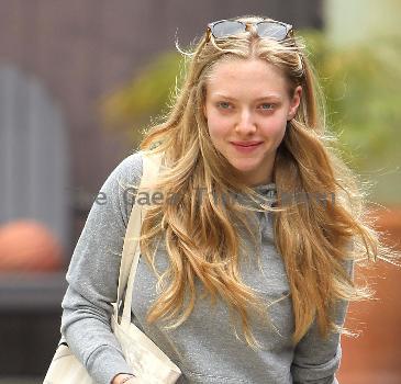 'Letters to Juliet' star Amanda Seyfried, wearing no makeup, leaves her West Hollywood gym with her dogLos Angeles.