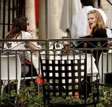 Missi Pyle having lunch at the Grove in West Hollywood Los Angeles.