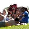 Agyness Deyn and Henry Holland
 spend an afternoon relaxing with friends in Primrose Hill park 
London, England.