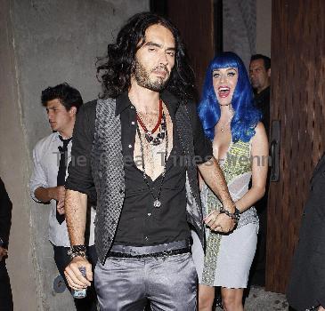 Russell Brand, Katy Perry Celebrities outside Las Palmas club in Hollywood. Los Angeles.