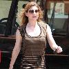 Ellen Pompeo drops off a bag of clothes at the Hollywood Hills Cleaners Los Angeles.