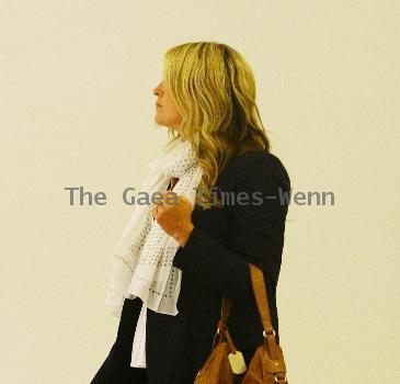 Tina Hobley 
goes shopping at Joseph in London
London, England.