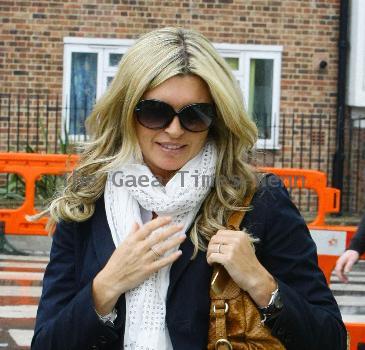 Tina Hobley 
goes shopping at Joseph in London
London, England.