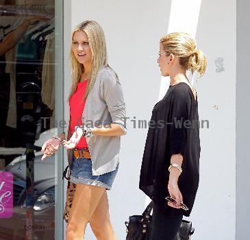 Stephanie Pratt and Lo Bosworthon the set of MTV's 'The Hills' filming on Robertson Boulevard Los Angeles, California - 18.06.10 Mandatory Credit: ANS-WENN