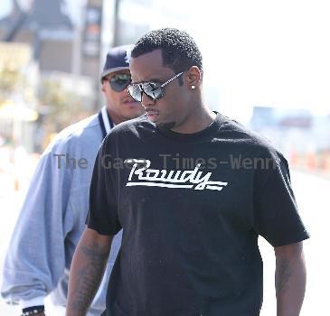 Sean Combs, aka Diddy, leaving after having lunch at Le Clafoutis restaurant on Sunset Strip in West Holllywood
Los Angeles, California.